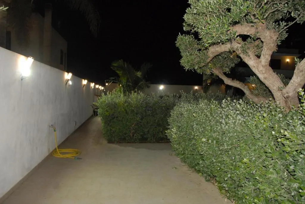 Apartment Oasi Tortuga Residence Appartamento 2 Con Piscina E Barbecue H 24 Mazara del Vallo Italy